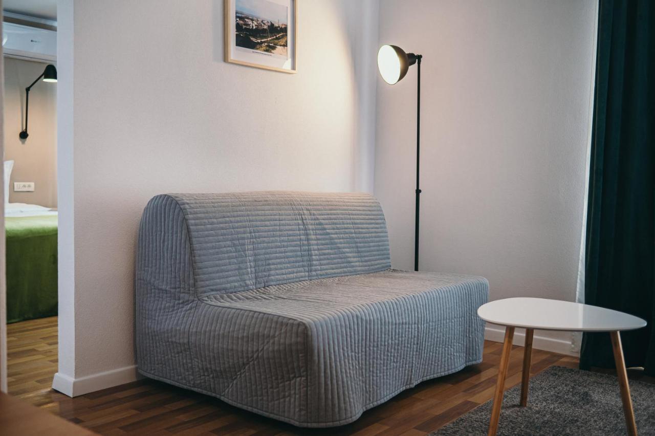 Nest Guesthouse Drobeta Turnu Severin Exterior foto