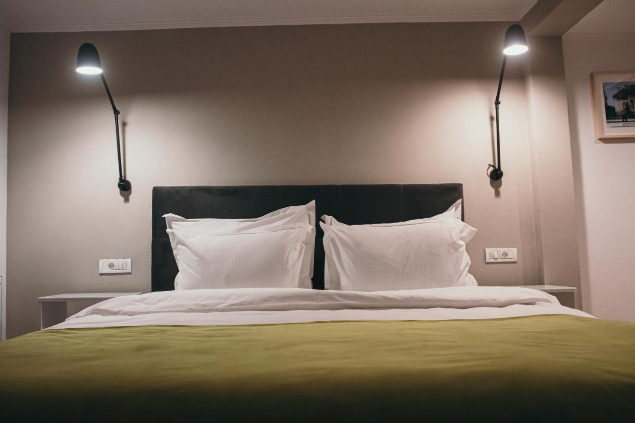 Nest Guesthouse Drobeta Turnu Severin Exterior foto